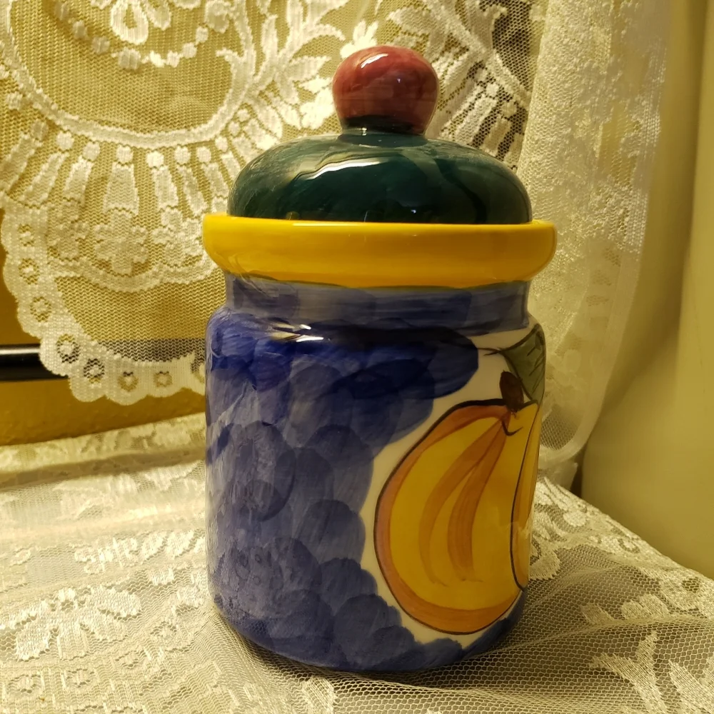 Vintage GEI Canister Peaches & Grapes Sealing Lid